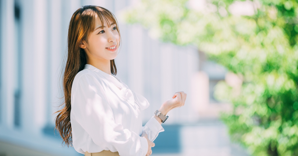 女性20代